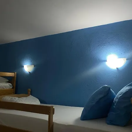 Blue Orange Hostel *